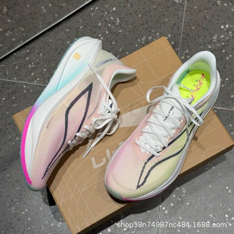 Novo ultra-leve sapatos esport - Sneaker Career avaliação e preço
